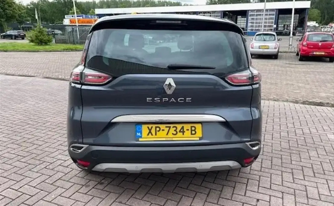 Renault Espace 1.8 TCe Limousine 7p
