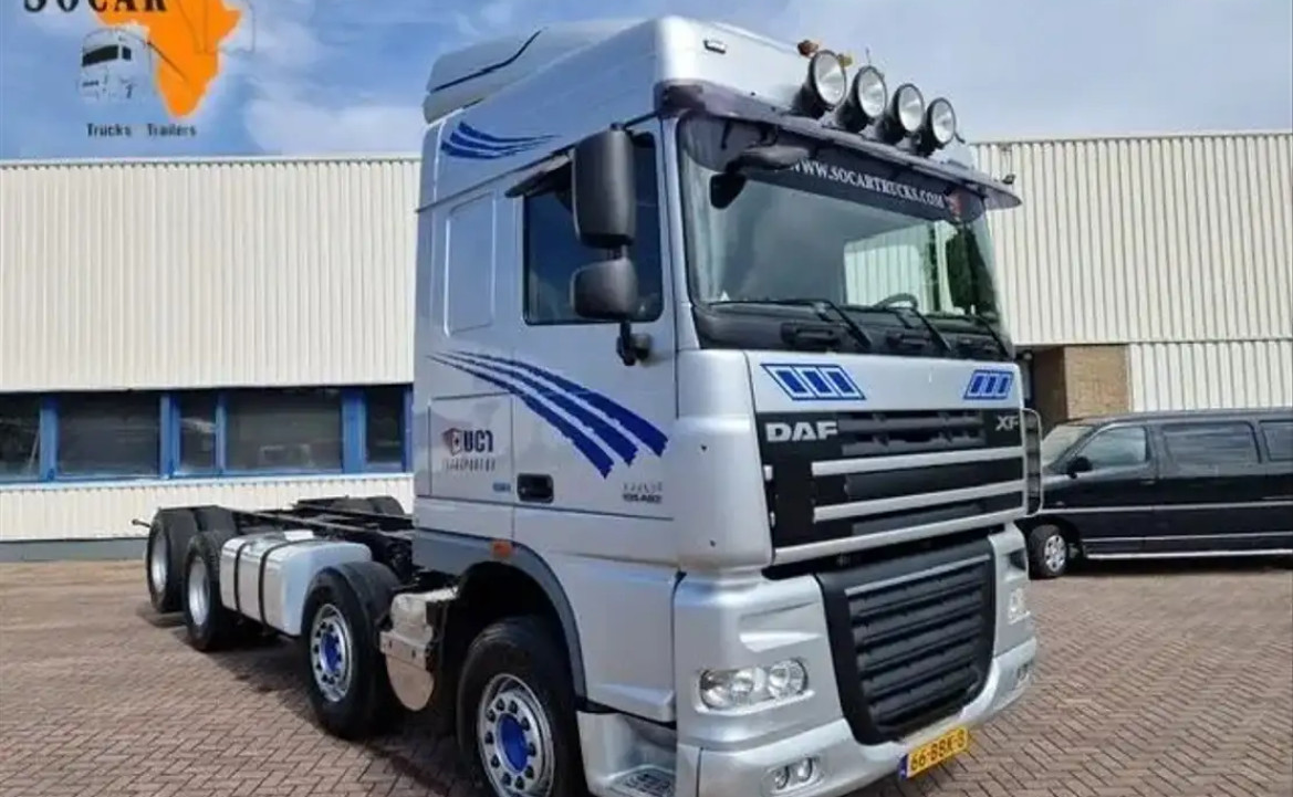 DAF XF 105.460 37T 8X2 12 Wheels Manual- Gear E5 NL-Truck