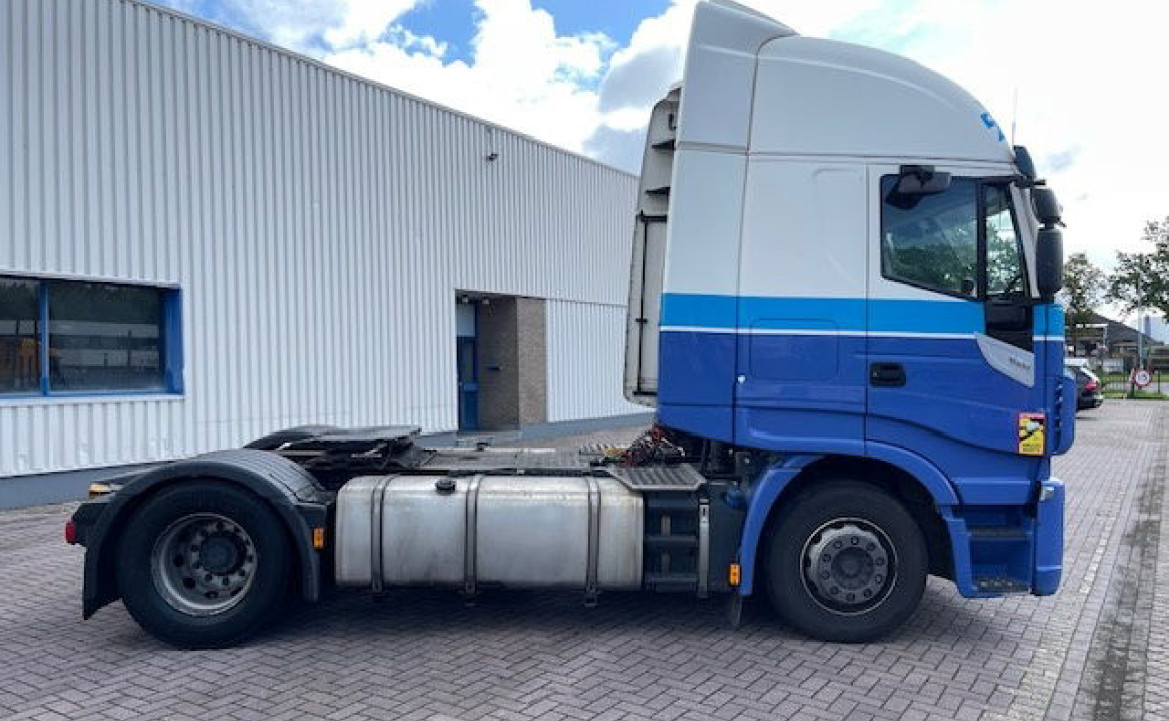 Iveco Stralis 420 Hi-Way 2 Tanks E6 Klima ACC NL-Truck  Tuv-2025