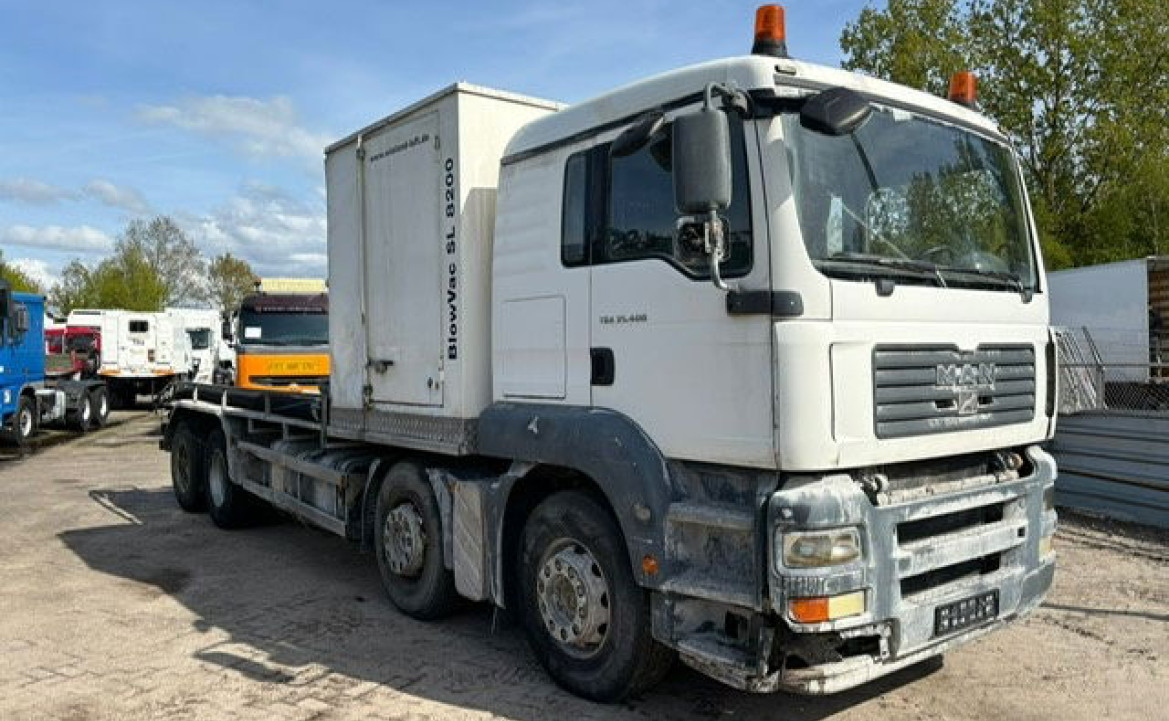 MAN TGA 35.400 8x4 / 13 ton Axle / Manual / Full Steel / Chassis / TGA 35 400