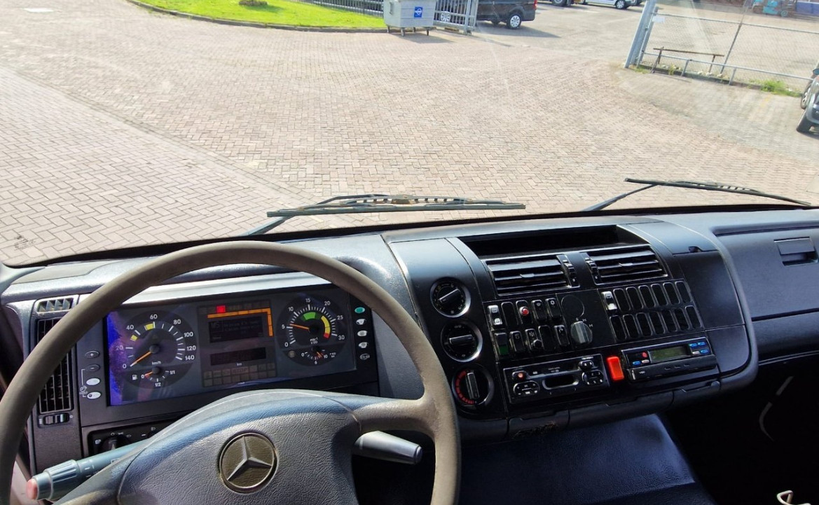 Mercedes-Benz Atego 2628 6x4, Manual gear, full steel suspension