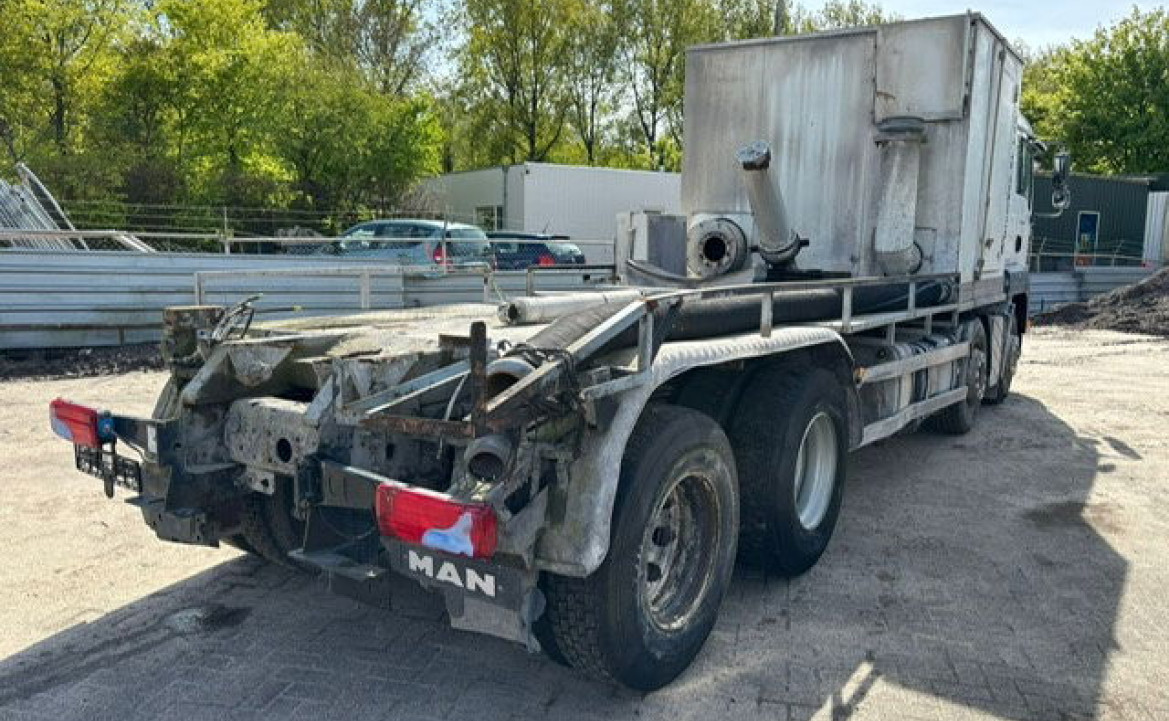 MAN TGA 35.400 8x4 / 13 ton Axle / Manual / Full Steel / Chassis / TGA 35 400