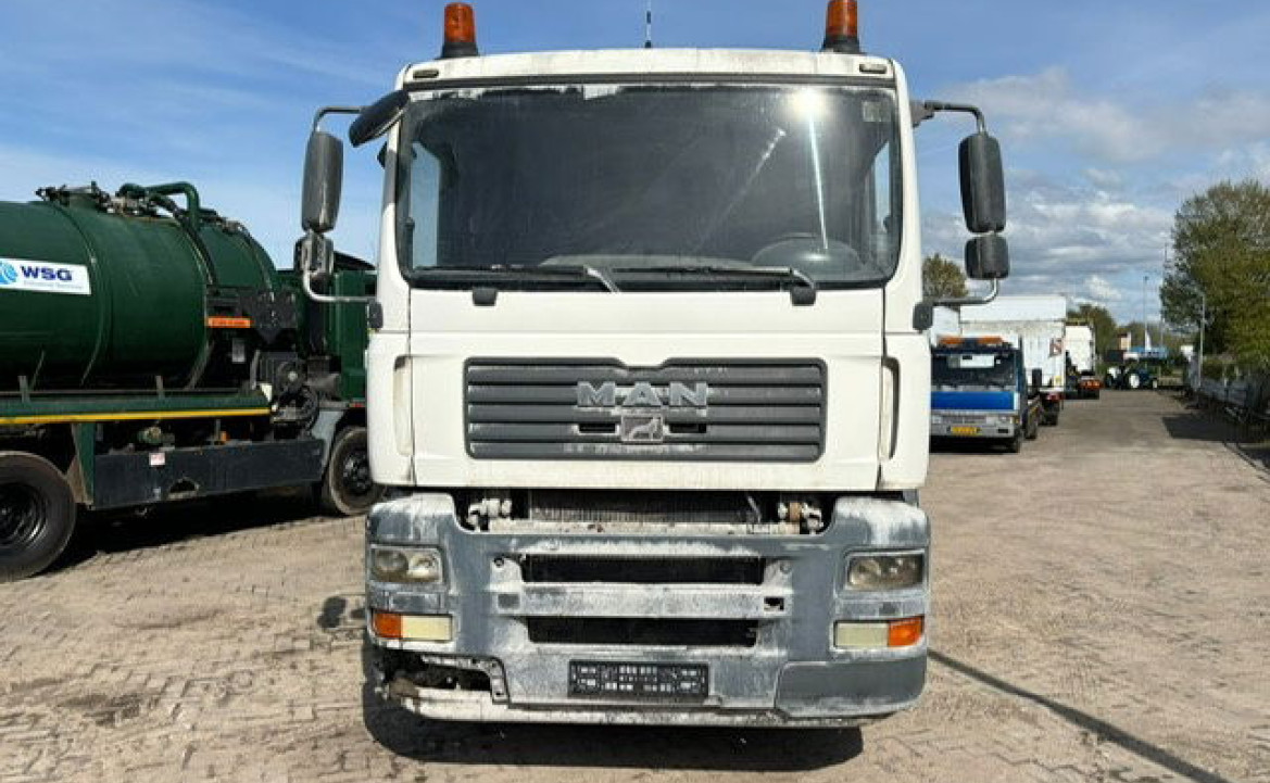 MAN TGA 35.400 8x4 / 13 ton Axle / Manual / Full Steel / Chassis / TGA 35 400