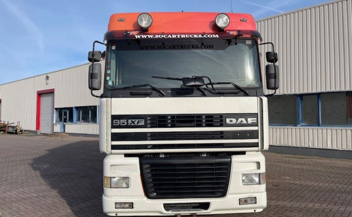 DAF 95.380 Euro 2 4x2 21T