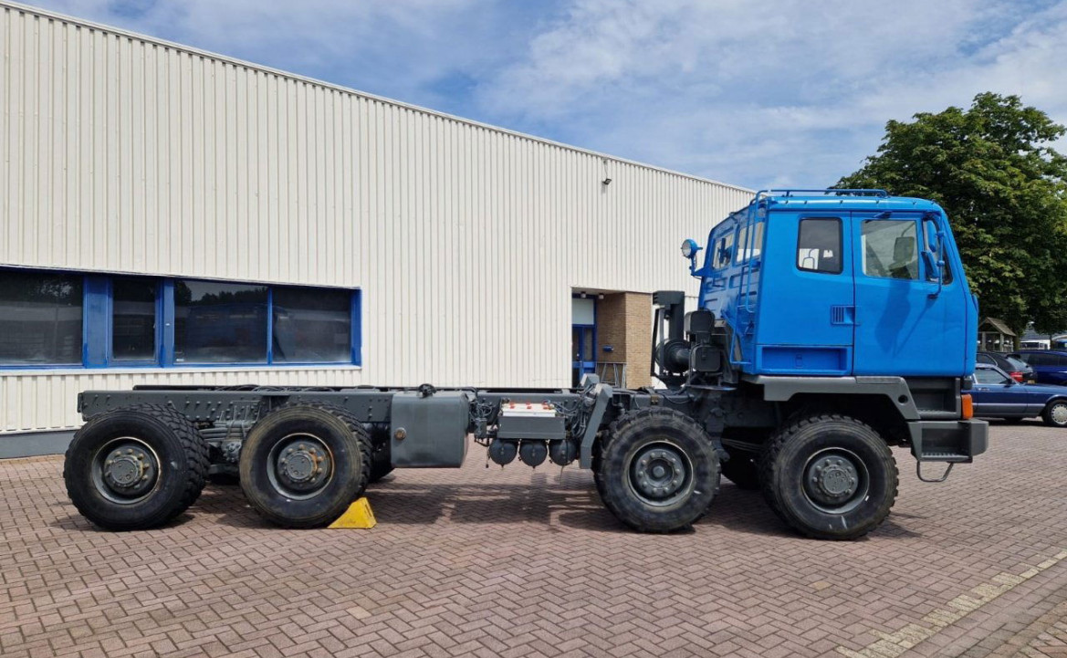 DAF Leyland 8x6, full steel suspension, Perkins MX350 engine, zf automatic